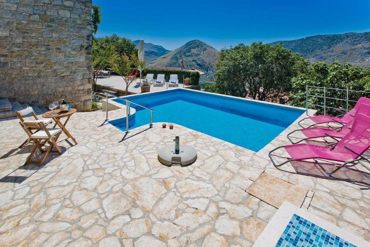 Villa Don Dan Zrnovnica Экстерьер фото